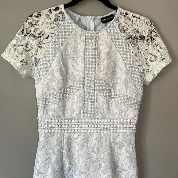 NWT PrettyLittleThing Dusty Blue Frill Hem Lace Bodycon Size 4 - Picture 3 of 12